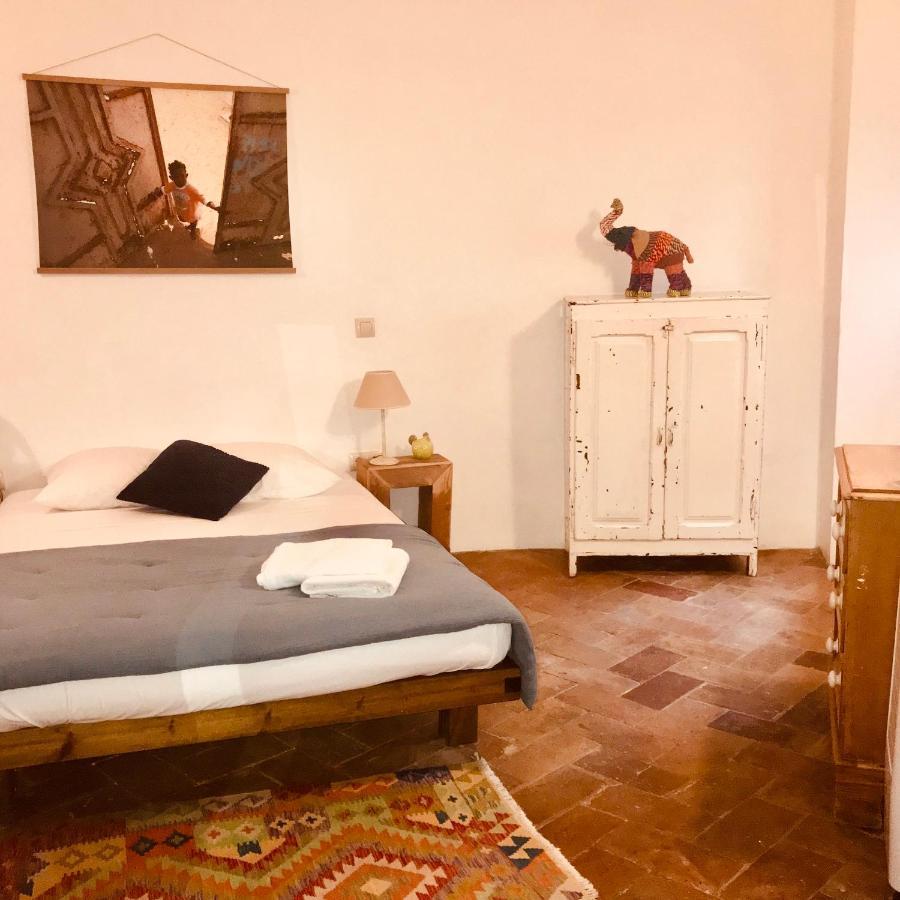 Casa Migdia Couette-café