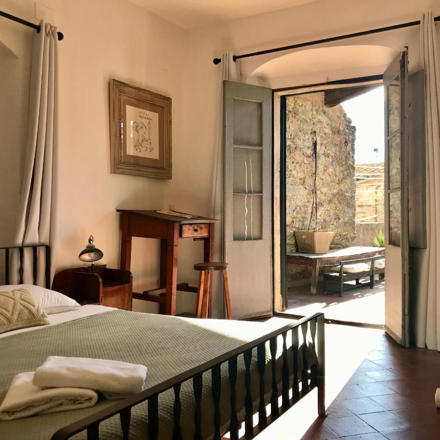 Casa Migdia Couette-café Sant Jordi Desvalls