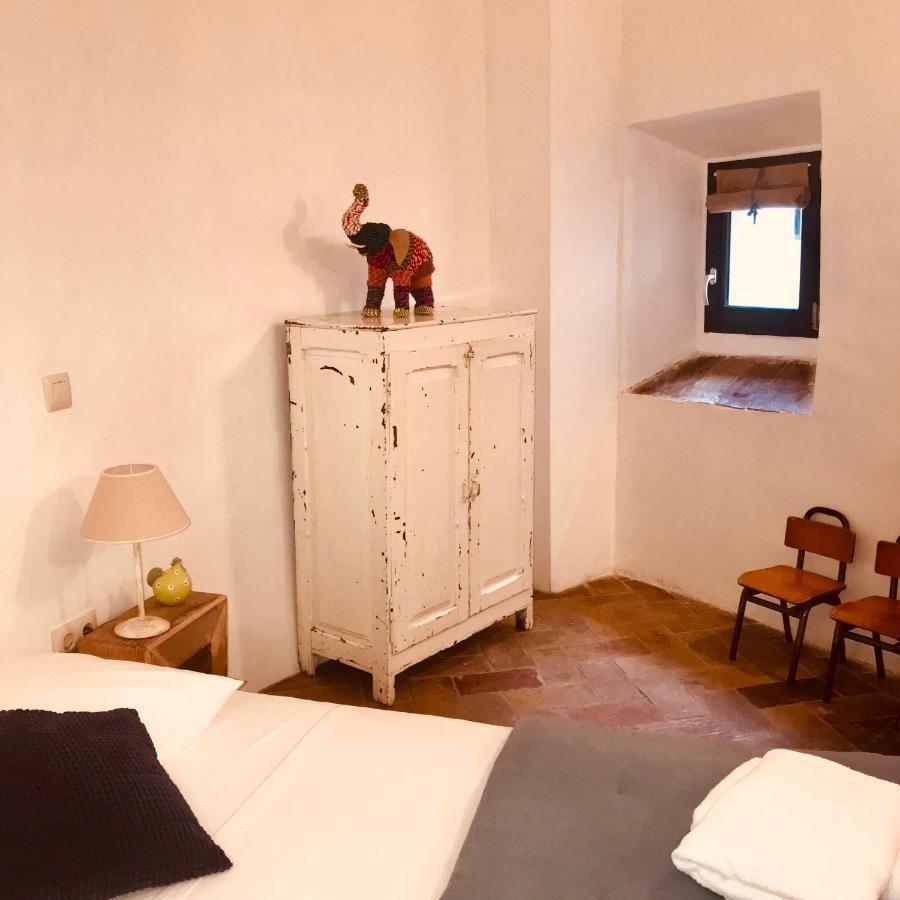 Casa Migdia Couette-café