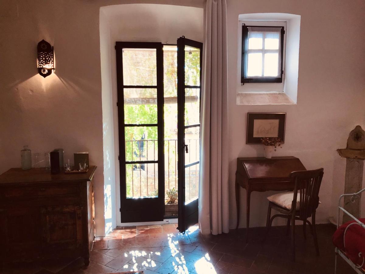 Casa Migdia 3* Sant Jordi Desvalls