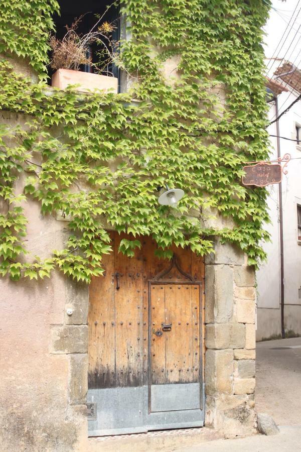 Casa Migdia Couette-café Sant Jordi Desvalls